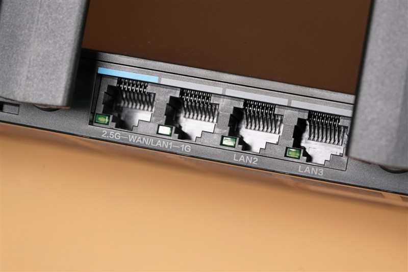 2.5G WAN/LAN 自适应网口（来源于网络）