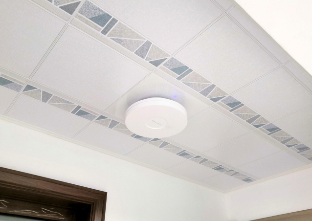 吸顶 AP（来源于网络）